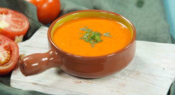 Közlenmiş domates çorbası: Yapımı en kolay közlenmiş domates çorbası tarifi ve kalori oranı