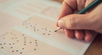 KPSS 2022 soru ve cevapları: Fatma Girik ve Erol Taş'ın oynadığı ödüllü film sorusu cevabı nedir?