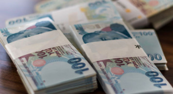 Kredi kullanacaklar dikkat: Bankalar faiz oranlarını düşürdü