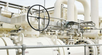 Kremlin resti çekti: Ruble ile ödemeyen ülkelere gaz sevkiyatı durabilir!