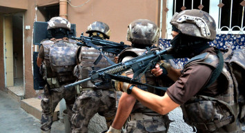 Kritik operasyon tamamlandı: 194 kişi kıskıvrak yakalandı