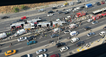 Küçükçekmece’de metrobüs kazası: Çok sayıda ölü ve yaralı var