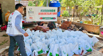 Kurban paylaşmanın en güzel hali: Hayrat İnsani Yardım Derneği 31 ülkede