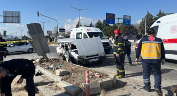 Kütahya’da katliam gibi kaza: İki otomobil çarpıştı! 3 ölü ve 2 yaralı var