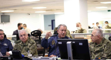 Kuzey Irak'taki saldırı sonrası Bölge Uzmanı Doç. Dr. Murat Aslan'dan açıklama geldi: Canlı yayında Metina bölgesi hakkında hiç bilinmeyen detaylar..