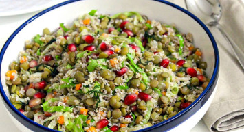 Lezzetine doyum olmaz protein deposu salata tarifi: Yeşil mercimek salatası