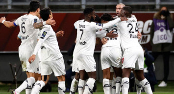 Lille Metz'i 2-0 Yenmeyi Başardı