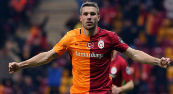 Lukas Podolski: Geri döndüğüm için çok mutluyum