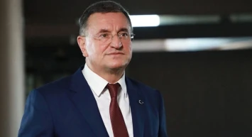 Lütfü Savaş CHP'den ihraç edildi