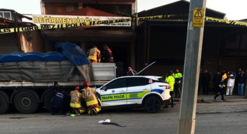 Manisa’da Kahreden Kaza: Polis Aracı Park Halindeki TIR’a Girdi! 1 Şehit, 1 Ağır Yaralı