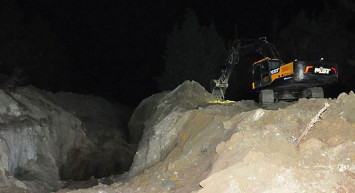 Manisa'da kazı çalışmasında göçük meydana gelmişti: Toprak altında kalan son kişinin cesedine ulaşıldı