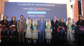 Manisa’da Türkiye Kültür Yolu Festivali Coşkusu Başladı