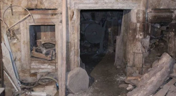 Mardin'de bin 700 yıllık kilisenin satış fiyatı, görenlerin ağzını açık bırakıyor!