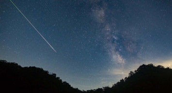 Marmara Bölgesi'ne meteor mu düştü? Meteor nereye düştü? Meteor düştü iddiası sosyal medyayı salladı