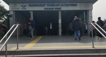 Marmaray'da bir kişi intihar etti