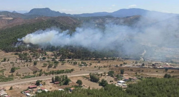 Marmaris’te orman yangını: İki ayrı noktada müdahale sürüyor