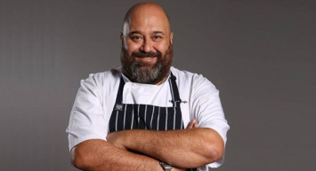 MasterChef Türkiye'de Danilo Zanna'dan Sonra Sıra Somer Sivrioğlu'na Geldi! Ünlü Şef 18 Yıllık Eşinden Boşandı