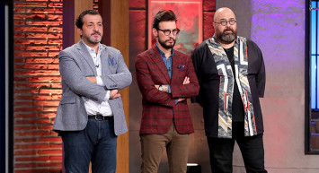 MasterChef'te olay hareket! Yarışmacının yaptığı hareket karşısında jüri adeta birlik oldu! "Bakalım hakkını verecek misin bu koltuğun?"