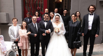 Masumlar Apartmanı dizisinin güzel oyuncusu sessiz sedasız evlendi: İlk yorum Ezgi Mola’dan geldi