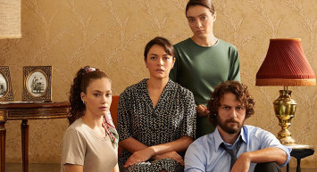 Masumlar Apartmanı Dizisinin Yeni Bölümünde Usta Sanatçı Barış Manço’nun Bıraktığı Anılara Yer Verildi