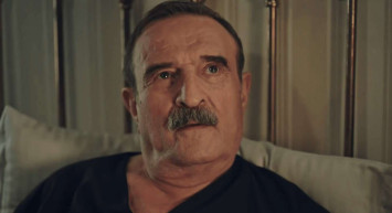 Masumlar Apartmanı Hikmet Baba ölüyor mu? Hikmet Baba ölecek mi? Metin Coşkun diziden ayrılacak mı?