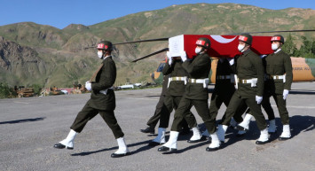 Mayına Basıp Şehit Düşen Uzman Çavuş Törenle Memleketine Uğurlandı
