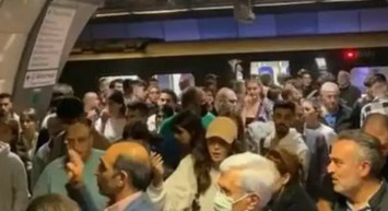 Mecidiyeköy metroda korkutan olay: Bir anda raylara düştü!
