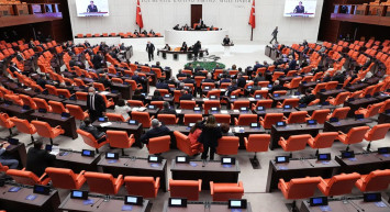 Meclis toplanıyor: Öğretmene şiddet ve fahiş fiyat için yoğun mesai harcanacak