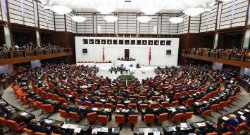 Meclise önemli 3 yasa teklifi: Milyonların gözü TBMM'de olacak