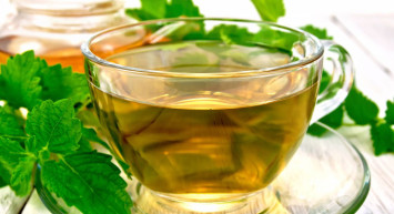 Melisa çayı faydaları nelerdir, neye iyi gelir, kimler içmemeli, nasıl demlenir? İshalin doğal ilacı melisa çayının 6 faydası