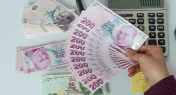 Memur maaşlarına yüzde 45 zam mı yapılacak? 2022 hemşire polis öğretmen maaşları