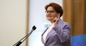 Meral Akşener’den altılı masa itirafı: Şimdiki aklım olsa geri dönmezdim