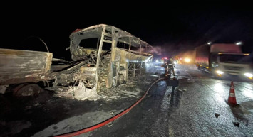 Mersin’de katliam gibi kaza: 2 asker şehit, 1 göçmen hayatını kaybetti! Çok sayıda yaralı var