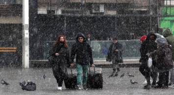 Meteoroloji il il vererek uyardı: Kar, sağanak yağış ve fırtına hepsi birden geliyor