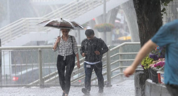 Meteoroloji o illeri uyardı: 13 il için sarı kod uyarısı! Soğuk havalar sağanak yağışları da getirecek