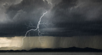 Meteoroloji saat vererek uyardı: Bugün gök gürültülü sağanak yağış geliyor