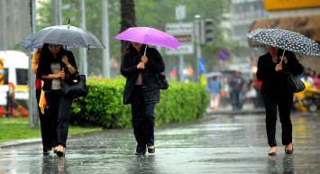 Meteoroloji sağanak yağış için gün verdi: Kasım ayı yağmurla başlayacak