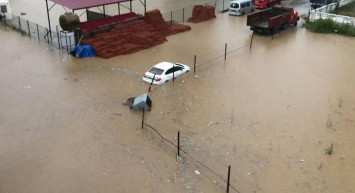 Meteoroloji Uyarmıştı! 4 İlde Sel Felaketi Yaşandı