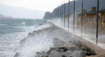 Meteorolojiden peş peşe uyarı: Akşam saatlerinde o bölgelerde fırtına ve sağanak bekleniyor