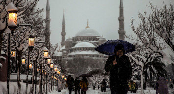 Meteorolojiden Uyarı: Marmara'da sıcaklıklar düşüyor! İstanbul'a ilk kar tanesinin düşeceği tarih açıklandı