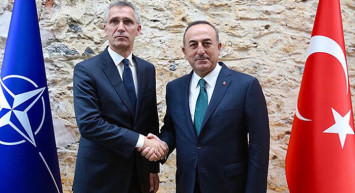 Mevlüt Çavuşoğlu, NATO Genel Sekreteri Stoltenberg'le Bir Araya Geldi