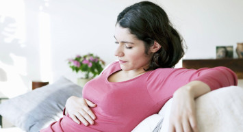 Mide şişkinliği hangi hastalığın belirtisidir? Hangi yiyecekler mide şişkinliği yapar? Nane çayı mide şişkinliğinin doğal ilacı 