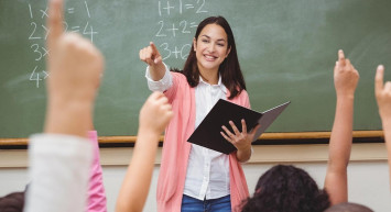 Millî Eğitim Bakanı Mahmut Özer, 20 bin sözleşmeli öğretmen atama takvimi hakkında bilgiler verdi!