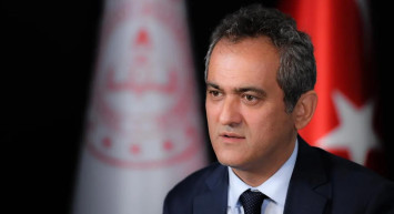 Milli Eğitim Bakanı Mahmut Özer'den flaş açıklamalar! Üç önemli konuya değindi!