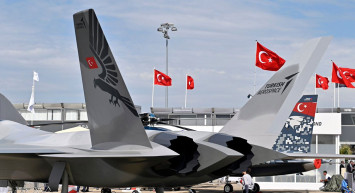 Milli Muharip Uçak'ı F-22 dünya basınında: Türkiye, meydan okuduklarını dünyaya gösteriyor