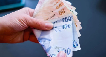 Milyonlarca Çalışanı İlgilendiriyor: Asgari Ücret Kaç Olacak? Refah Payı Eklenecek Mi? İşte Tüm Detaylar...