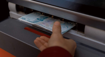 Milyonlarca emekliye müjde: Emekli maaşı ve ikramiye ödeme tarihleri netleşti