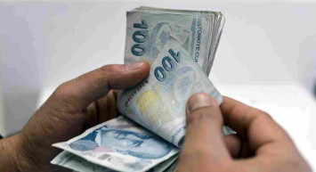 Milyonlarca emekliyi ilgilendiriyor!  13.5 milyon emekli 3000 TL ikramiye alacak! Emekliler bayramda rahat bir nefes alacak