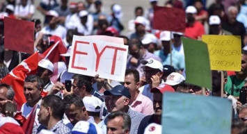 Milyonlarca kişiyi ilgilendiriyor: EYT’de kritik maaş detayı ortaya çıktı
