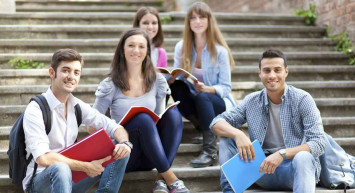 Milyonlarca öğrenciyi ilgilendiriyor: Maddi sıkıntı yaşayan üniversite öğrencilerine aylık 1600 TL verilecek!